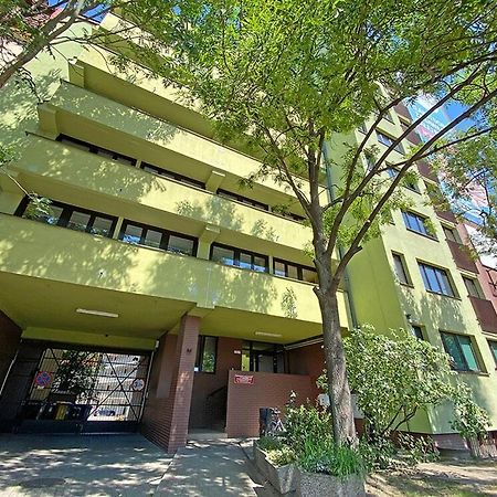 Hostel Dom Studencki Zodiak Breslau Exterior foto
